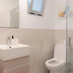 Modern With Wifi And Ac Apartman *