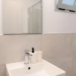 Modern With Wifi And Ac * Tías