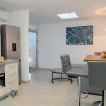 Modern With Wifi And Ac Apartament