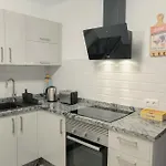 Modern With Wifi And Ac Tías