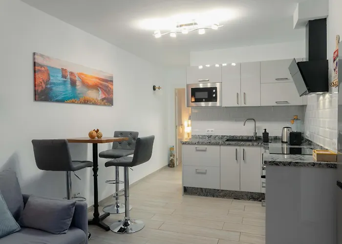 Modern With Wifi And Ac